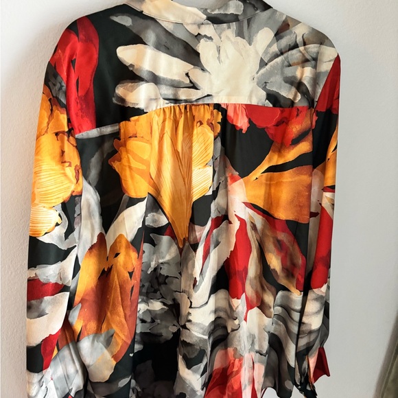 Warm Tones Watercolor Floral Button-Up Blouse from Chicos size 4, BNWT - Picture 12 of 12